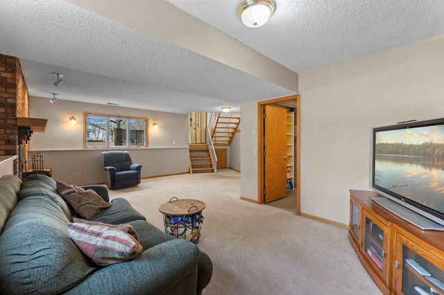 1848 133rd Lane NE, Ham Lake, MN 55304