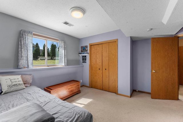 1848 133rd Lane NE, Ham Lake, MN 55304