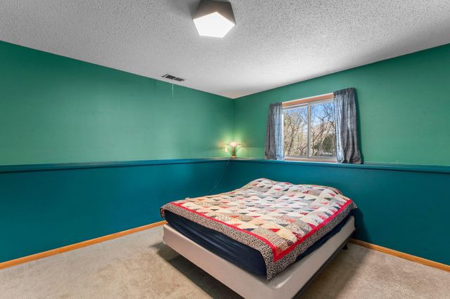 1848 133rd Lane NE, Ham Lake, MN 55304