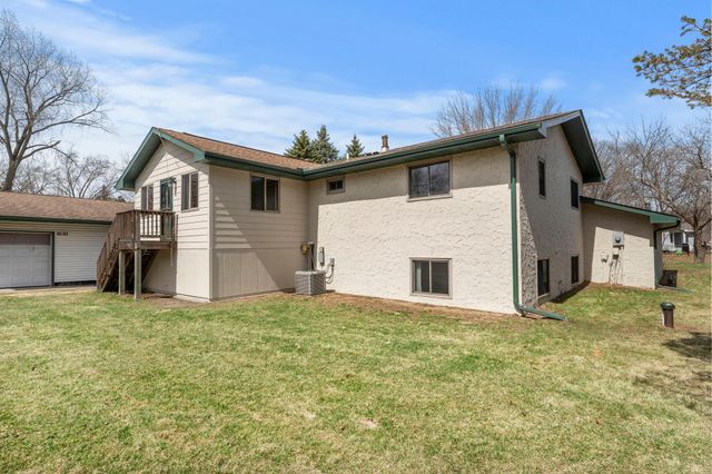 1848 133rd Lane NE, Ham Lake, MN 55304