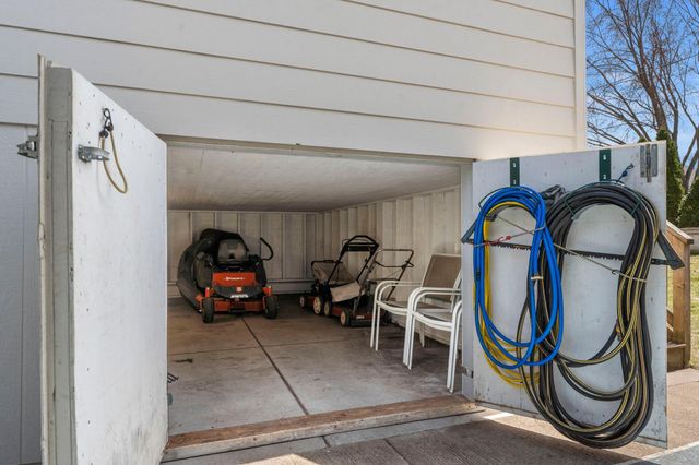 1848 133rd Lane NE, Ham Lake, MN 55304