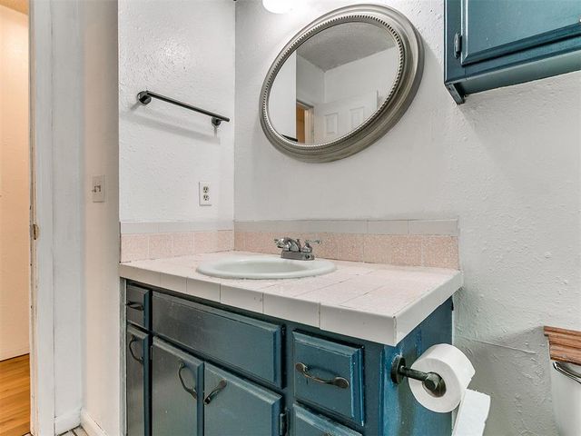 600 E Cherry Street, Noble, OK 73068