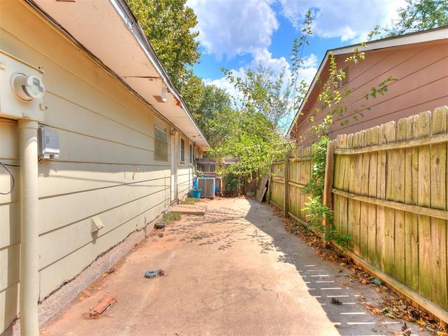 600 E Cherry Street, Noble, OK 73068