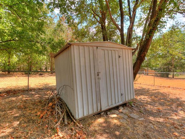 600 E Cherry Street, Noble, OK 73068