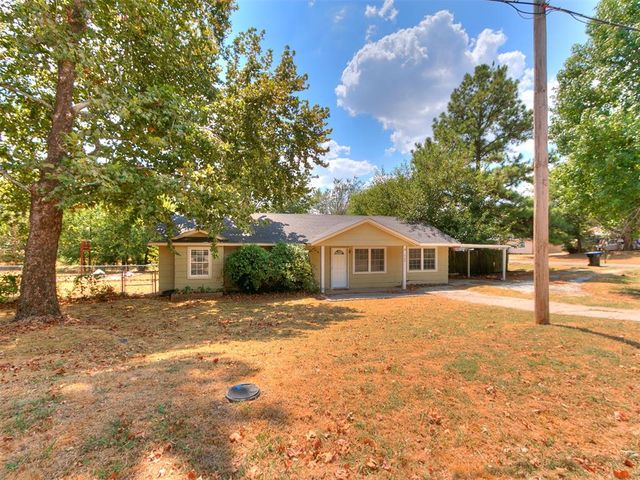 600 E Cherry Street, Noble, OK 73068