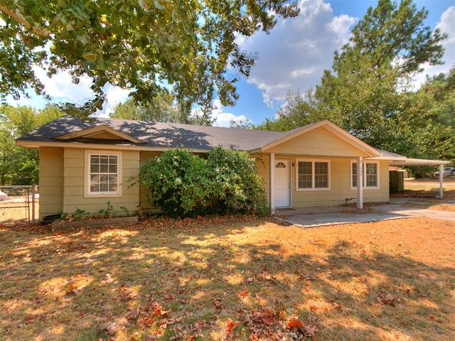 600 E Cherry Street, Noble, OK 73068