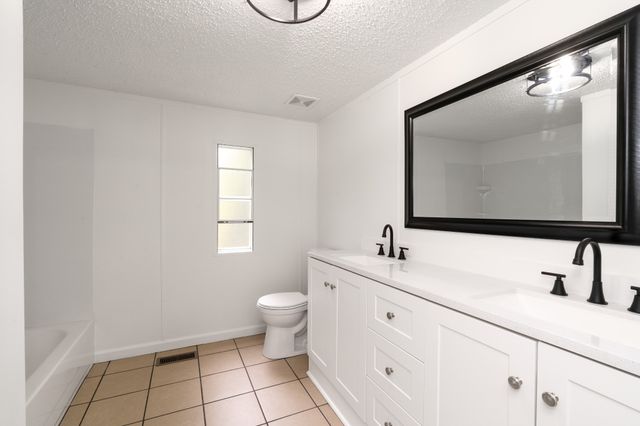 171 Cove St, Goodlettsville, TN 37072