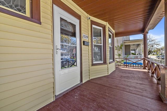 1529 Thurston AVENUE, Racine, WI 53405