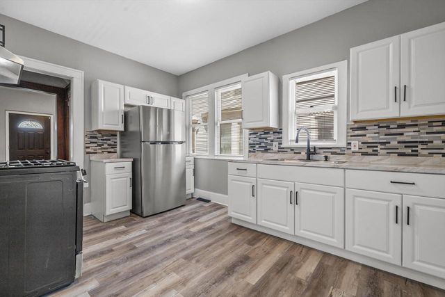 1529 Thurston AVENUE, Racine, WI 53405