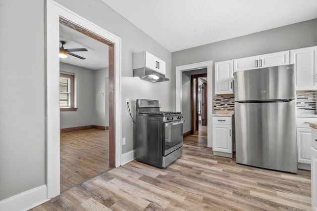1529 Thurston AVENUE, Racine, WI 53405