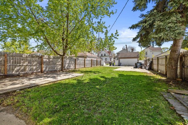 1529 Thurston AVENUE, Racine, WI 53405