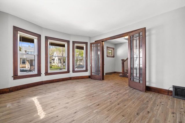 1529 Thurston AVENUE, Racine, WI 53405