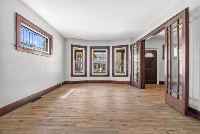 1529 Thurston AVENUE, Racine, WI 53405