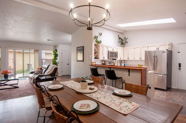 401 Rock Creek Park Avenue NE, Albuquerque, NM 87123