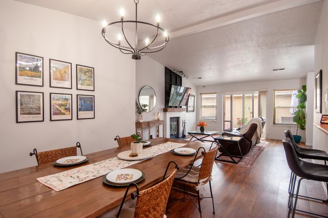 401 Rock Creek Park Avenue NE, Albuquerque, NM 87123
