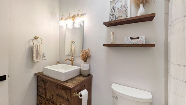 401 Rock Creek Park Avenue NE, Albuquerque, NM 87123