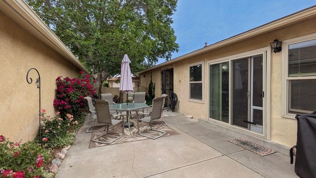 401 Rock Creek Park Avenue NE, Albuquerque, NM 87123