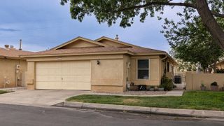 401 Rock Creek Park Avenue NE, Albuquerque, NM 87123