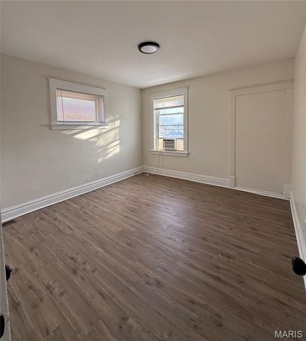 5120 Lexington Avenue, St Louis, MO 63115