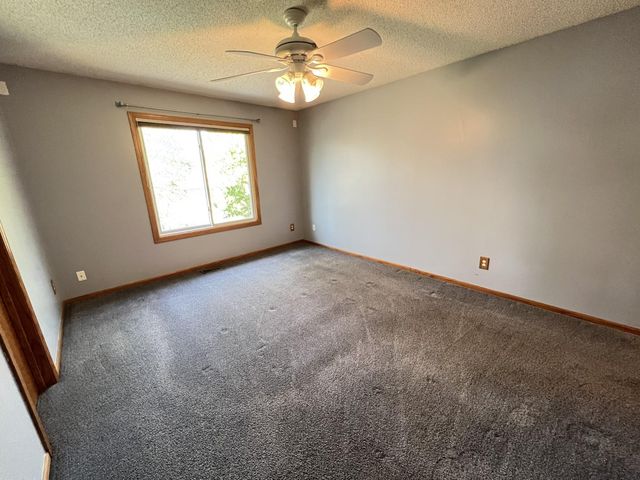 1508 Thistle Lane, Shakopee, MN 55379