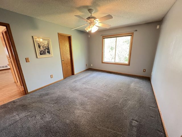 1508 Thistle Lane, Shakopee, MN 55379