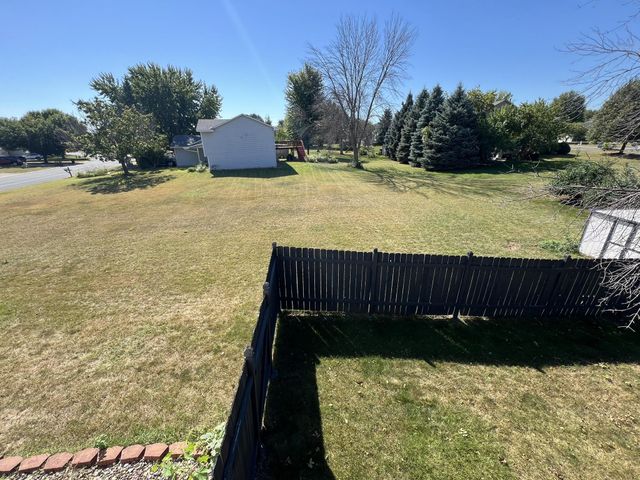 1508 Thistle Lane, Shakopee, MN 55379