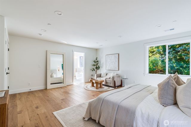 10661 Forbes Creek Drive, Kirkland, WA 98033