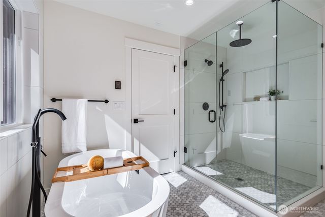 10661 Forbes Creek Drive, Kirkland, WA 98033