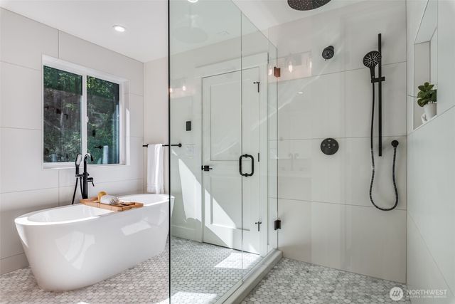 10661 Forbes Creek Drive, Kirkland, WA 98033