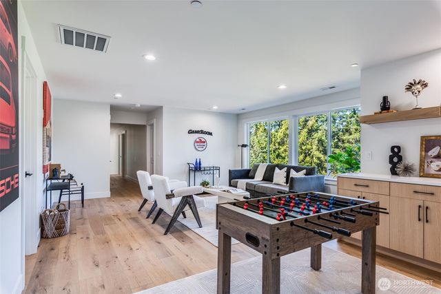 10661 Forbes Creek Drive, Kirkland, WA 98033