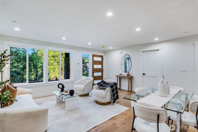 10661 Forbes Creek Drive, Kirkland, WA 98033