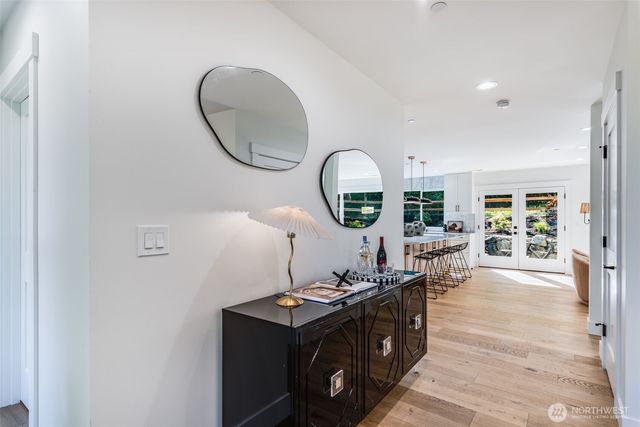 10661 Forbes Creek Drive, Kirkland, WA 98033