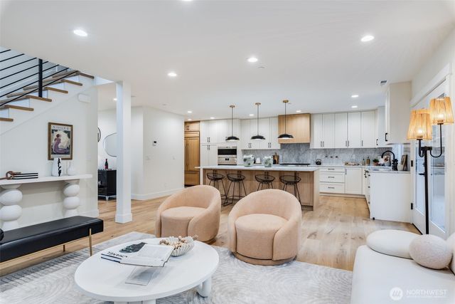 10661 Forbes Creek Drive, Kirkland, WA 98033