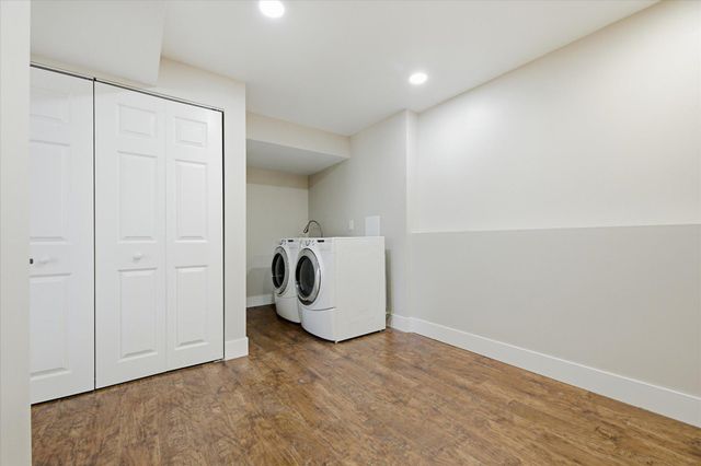 1613 9th Street SE, Forest Lake, MN 55025