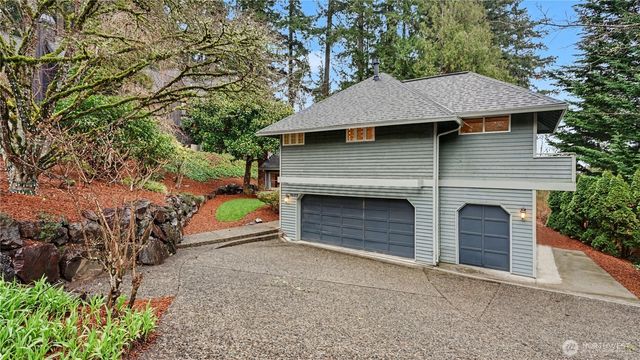 3320 168th Place SE, Bellevue, WA 98008