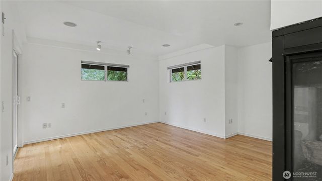 3320 168th Place SE, Bellevue, WA 98008