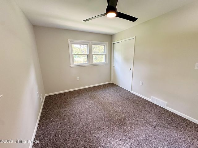 1300 Trevilian Way, Louisville, KY 40213
