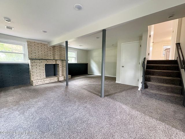 1300 Trevilian Way, Louisville, KY 40213