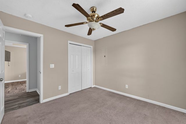 48 Ridgeline Dr, Fayetteville, TN 37334