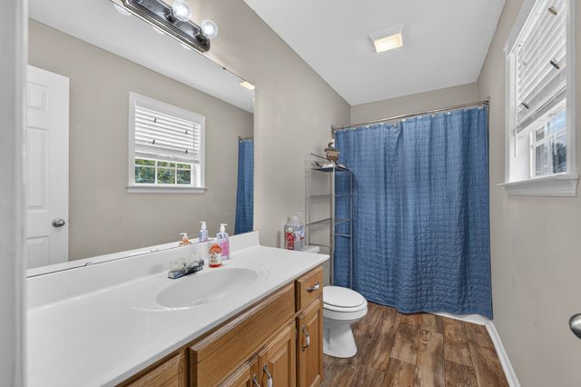 48 Ridgeline Dr, Fayetteville, TN 37334