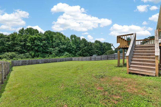48 Ridgeline Dr, Fayetteville, TN 37334