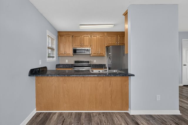48 Ridgeline Dr, Fayetteville, TN 37334