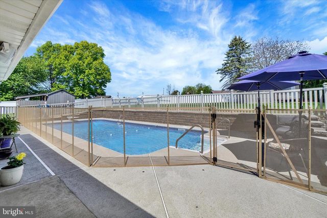 365 LOMBARD ST, Dallastown, PA 17313