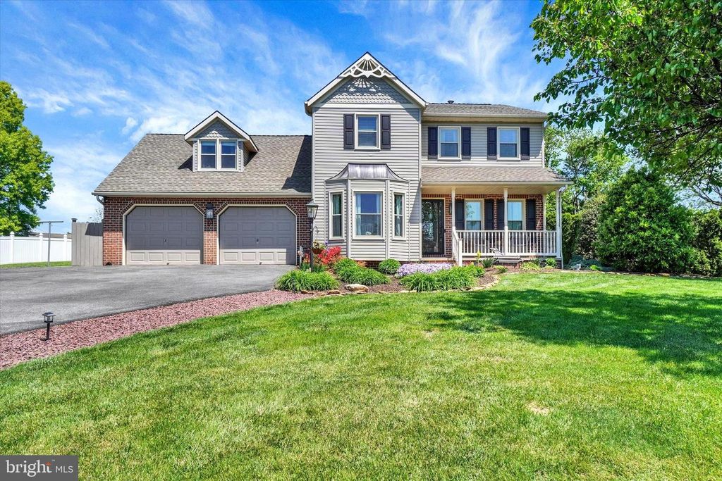 365 LOMBARD ST, Dallastown, PA 17313