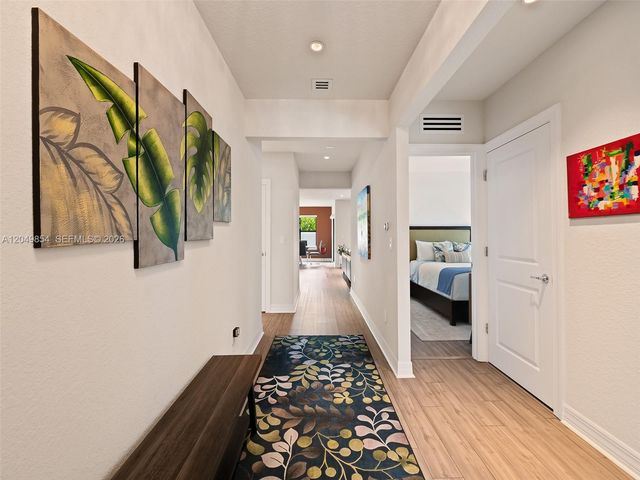 2950 Shortleaf Ave, Lauderdale Lakes, FL 33311