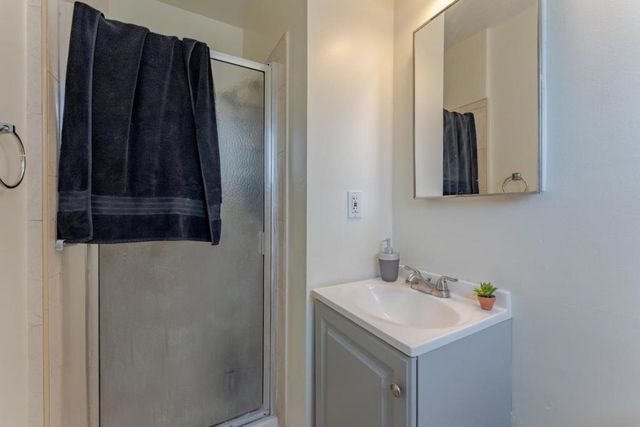 1750 Hillmont Avenue, San Jose, CA 95127