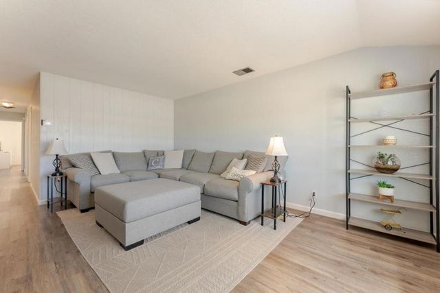 1750 Hillmont Avenue, San Jose, CA 95127