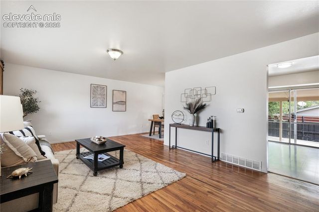 2712 Arlington Drive, Colorado Springs, CO 80910