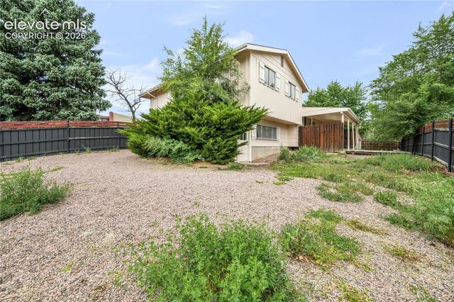 2712 Arlington Drive, Colorado Springs, CO 80910