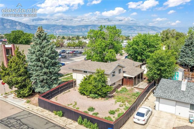 2712 Arlington Drive, Colorado Springs, CO 80910